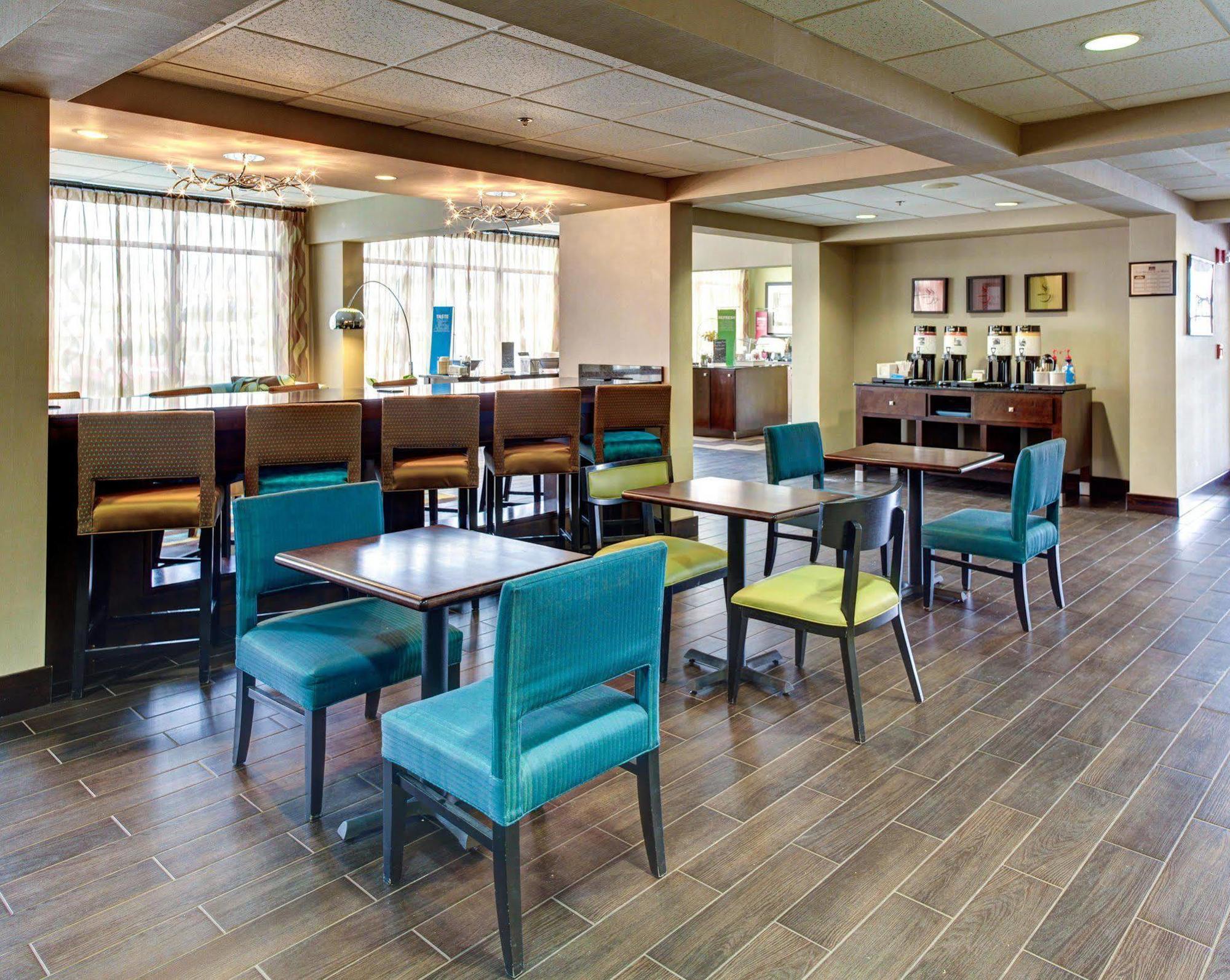 Hampton Inn Birmingham/Fultondale Extérieur photo